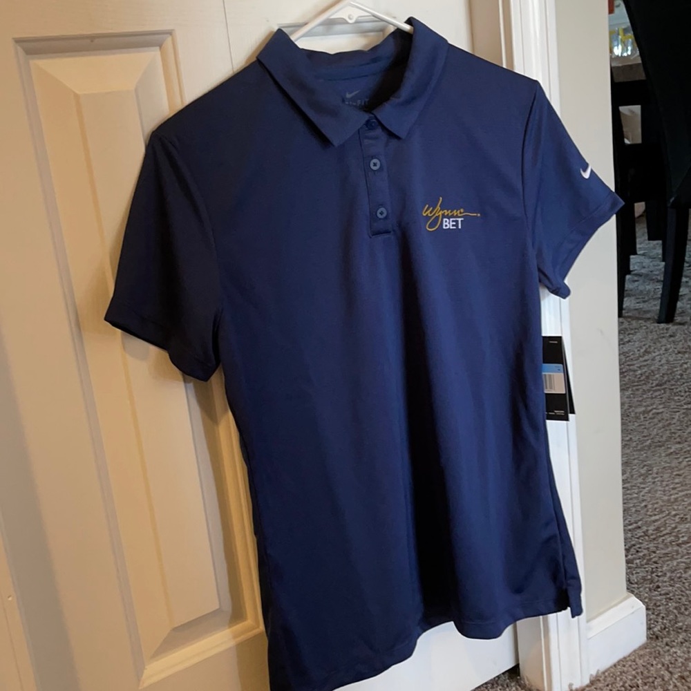 Nike dry fit women’s navy Wynn bett polo medium